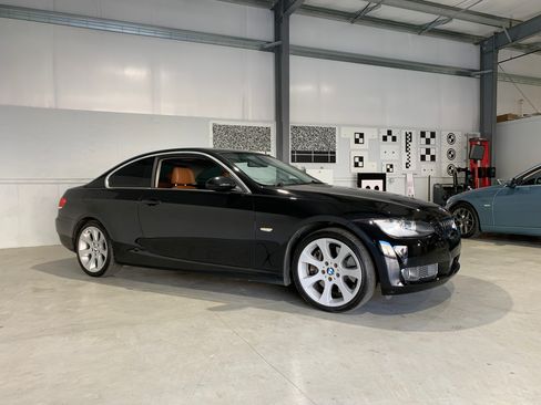 Used 2008 BMW 335xi image 6