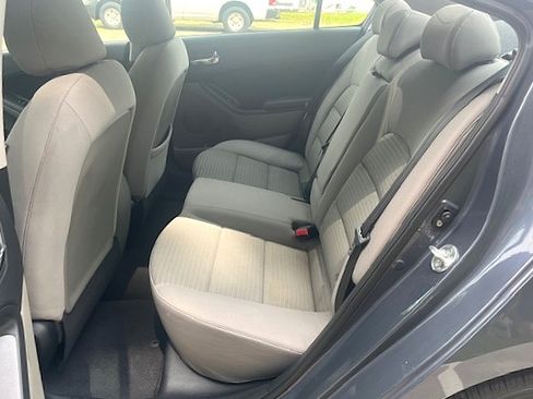 Used 2015 Kia Forte LX image 22