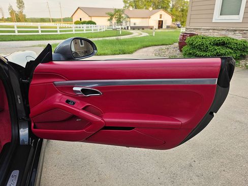 Used 2014 Porsche Boxster S RWD image 59