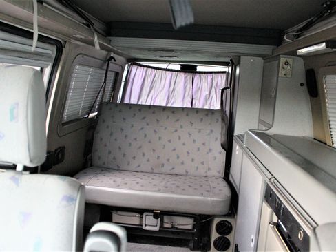 Used 1997 Volkswagen Eurovan Camper FWD image 30