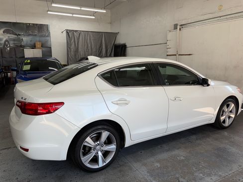 Used 2014 Acura ILX w/ Premium Package FWD image 7