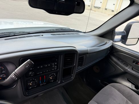 Used 2007 Chevrolet Silverado 3500 4x4 Crew Cab image 66