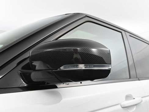 Used 2022 Land Rover Range Rover Sport SVR image 14