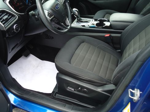 Used 2018 Ford Edge AWD SEL image 8