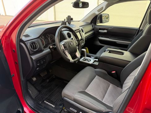 Used 2017 Toyota Tundra SR5 image 22