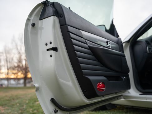 Used 2003 Ford Thunderbird image 56