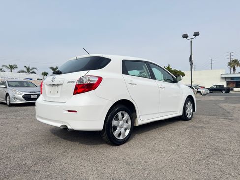 Used 2009 Toyota Matrix image 8