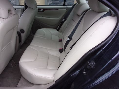 Used 2007 Volvo S60 2.5T image 9