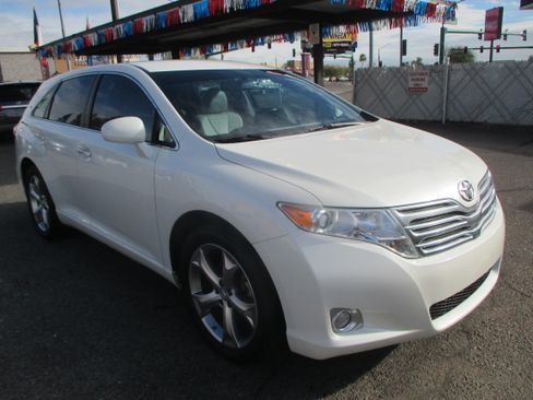 Used 2009 Toyota Venza image 12