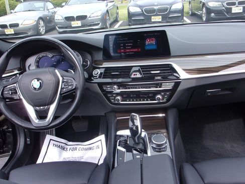 Used 2019 BMW 530i xDrive UNAVAIL AWD/4WD image 29