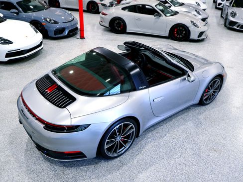 Used 2021 Porsche 911 Targa 4S AWD/4WD image 7