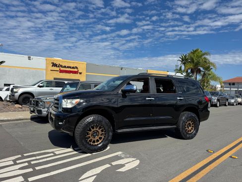 Used 2012 Toyota Sequoia Platinum image 1