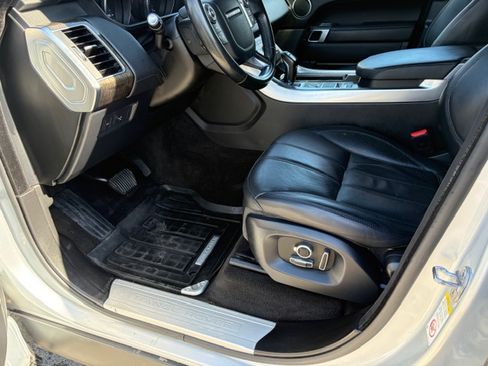 Used 2016 Land Rover Range Rover Sport HSE image 9