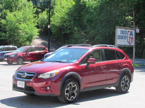 Used 2013 Subaru XV Crosstrek 2.0i Premium AWD/4WD image 1