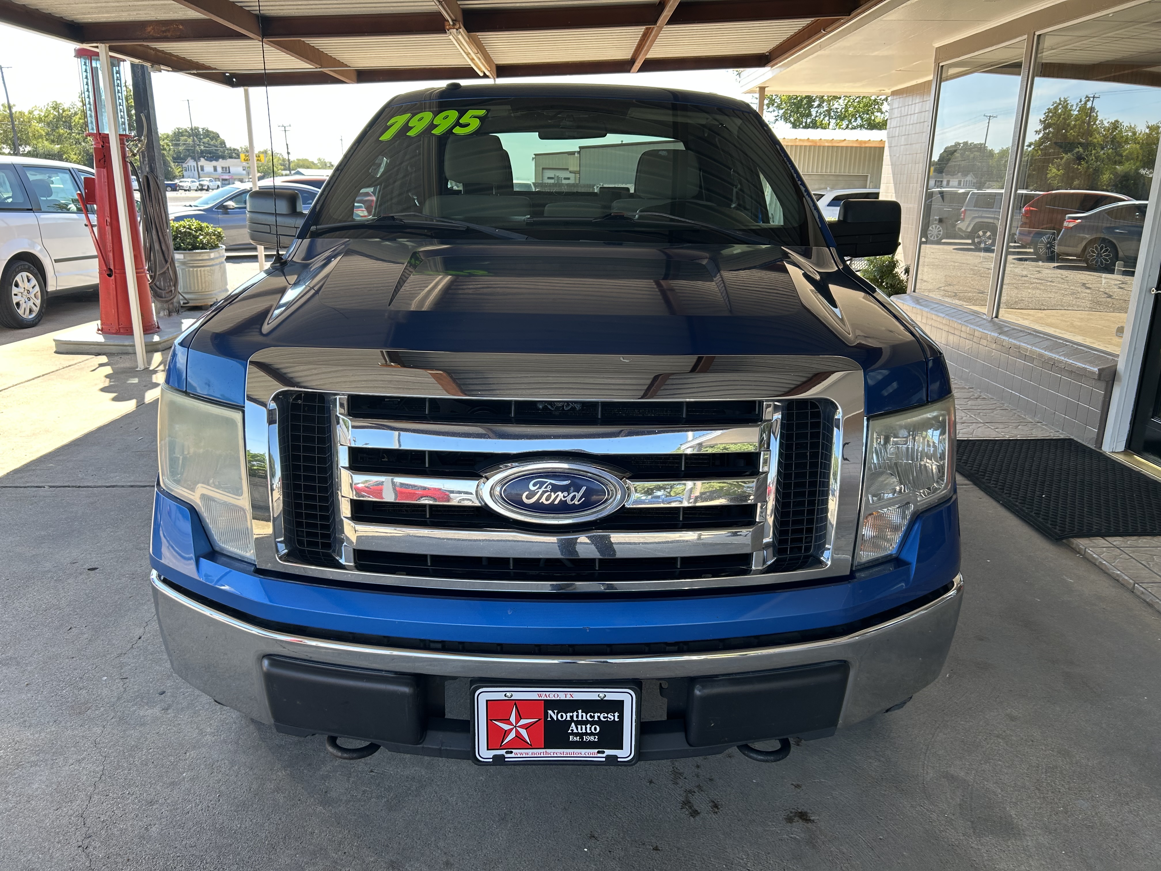 Used 2010 Ford F150 4x4 SuperCab XLT image 1