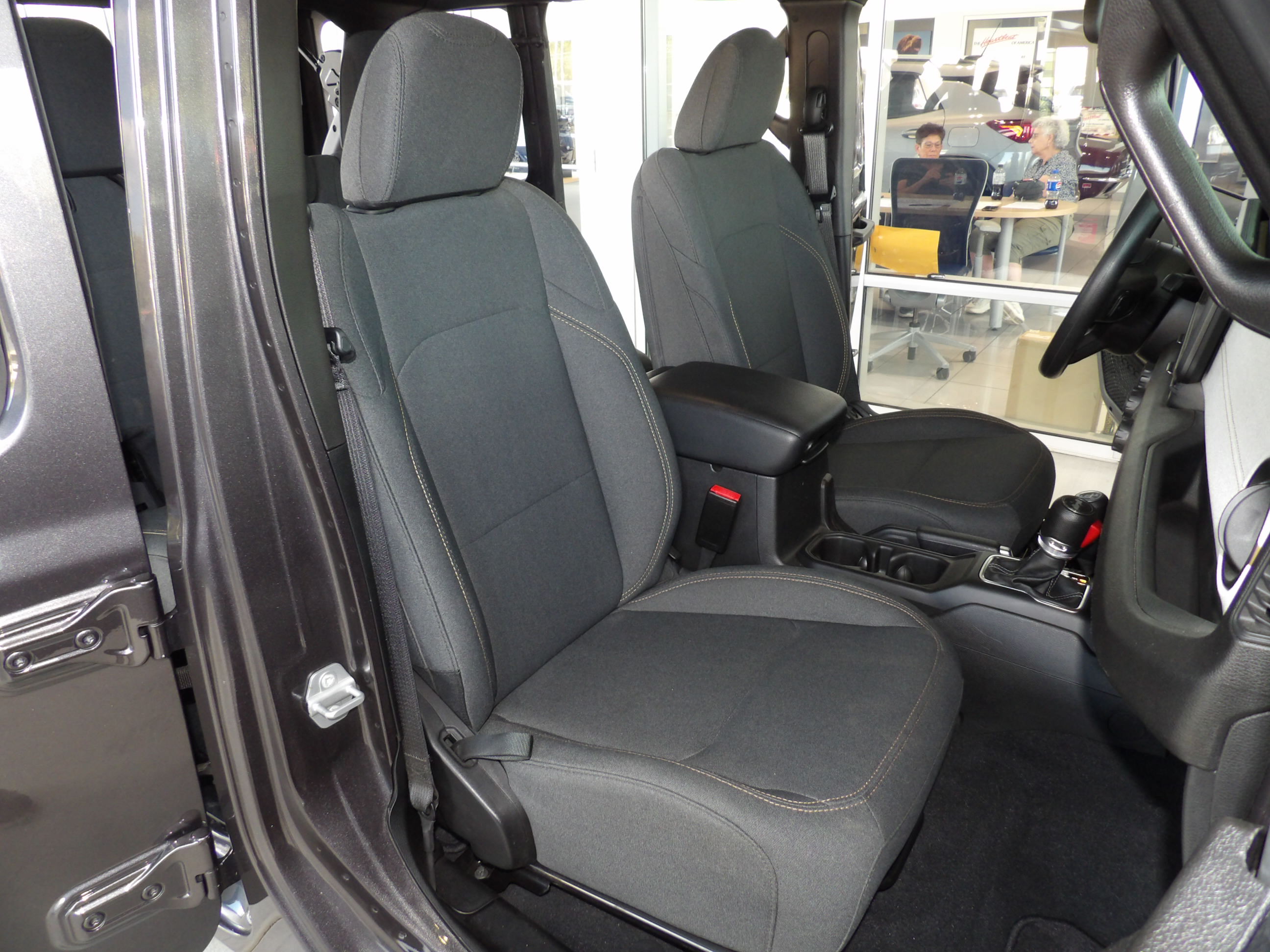 Used 2026 Jeep Wrangler 4WD Unlimited Sport image 24