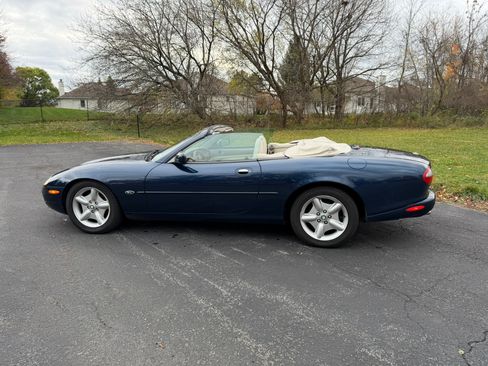 Used 1998 Jaguar XK8 image 6