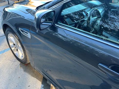 Used 2017 Ford Taurus SEL image 28