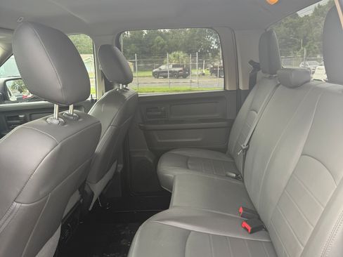 Used 2018 RAM 1500 2WD Crew Cab ST image 17