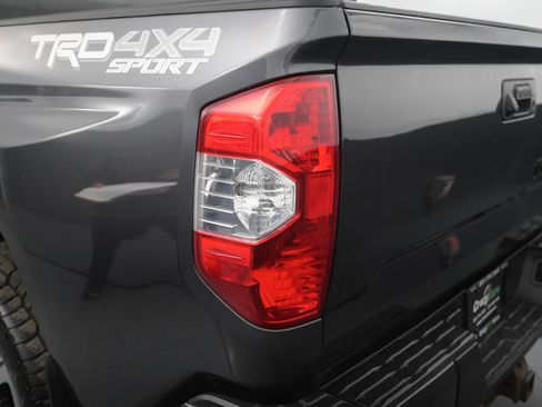 Used 2018 Toyota Tundra SR5 image 15