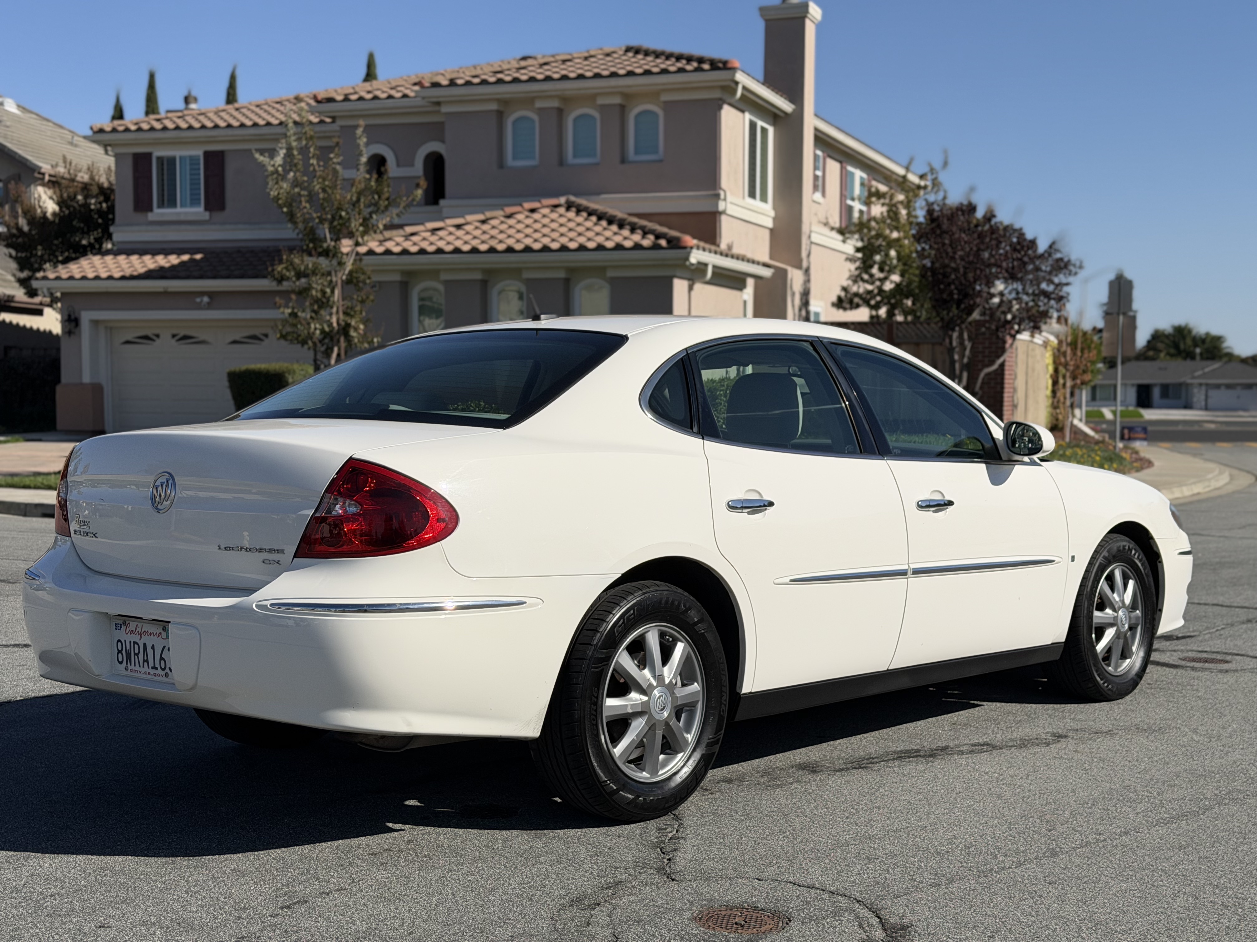 Used 2008 Buick LaCrosse CX FWD image 3