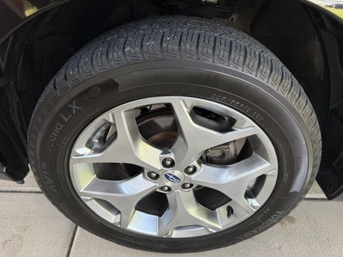 Used 2018 Subaru Forester 2.5i Touring AWD/4WD image 26