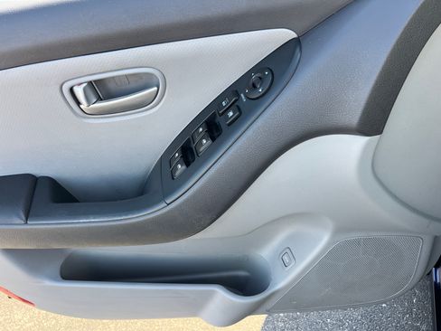 Used 2008 Hyundai Elantra image 11