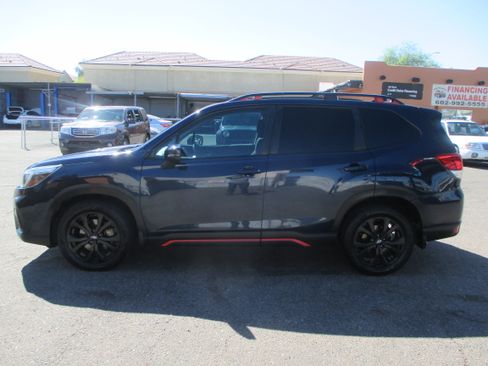 Used 2021 Subaru Forester Sport image 2