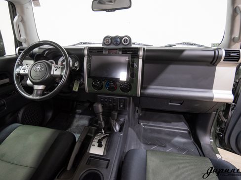 Used 2011 Toyota FJ Cruiser 4WD image 11