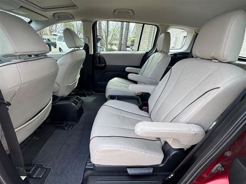 Used 2013 MAZDA MAZDA5 Grand Touring image 15