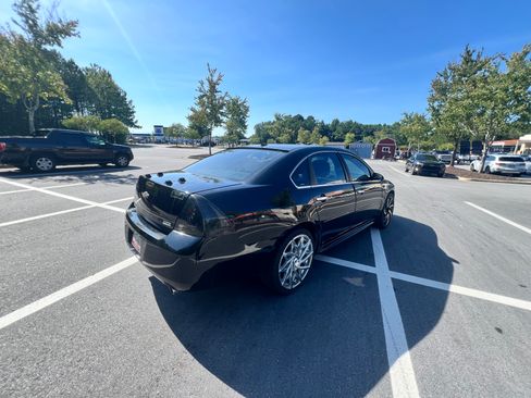 Used 2012 Chevrolet Impala LTZ FWD image 6