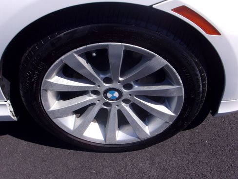 Used 2011 BMW 328i xDrive image 38