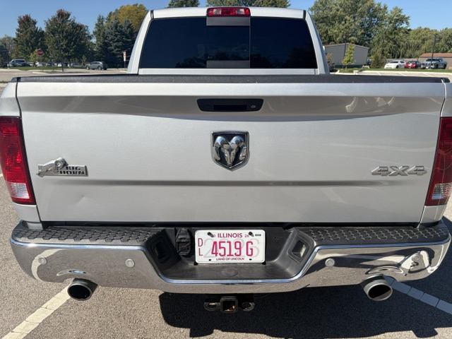 Used 2017 RAM 1500 4x4 Crew Cab Big Horn image 5