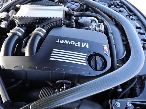 Used 2016 BMW M4 Competition image 35
