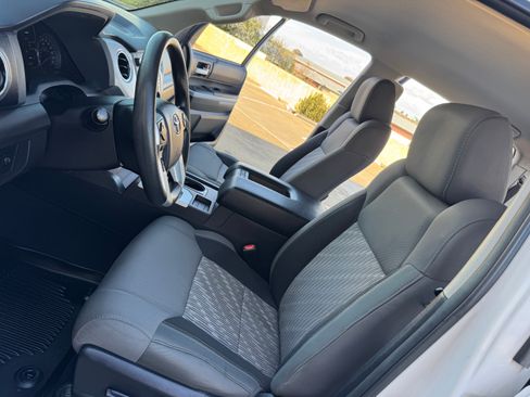 Used 2018 Toyota Tundra SR5 image 26