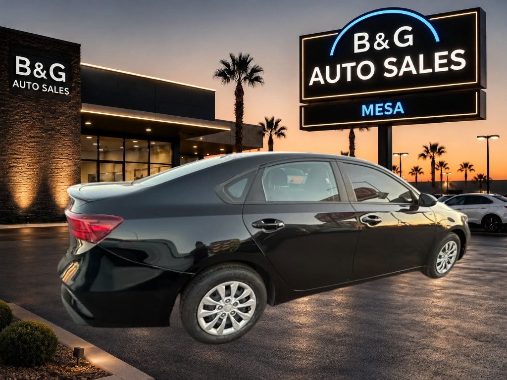 Used 2024 Kia Forte Sedan FWD image 4