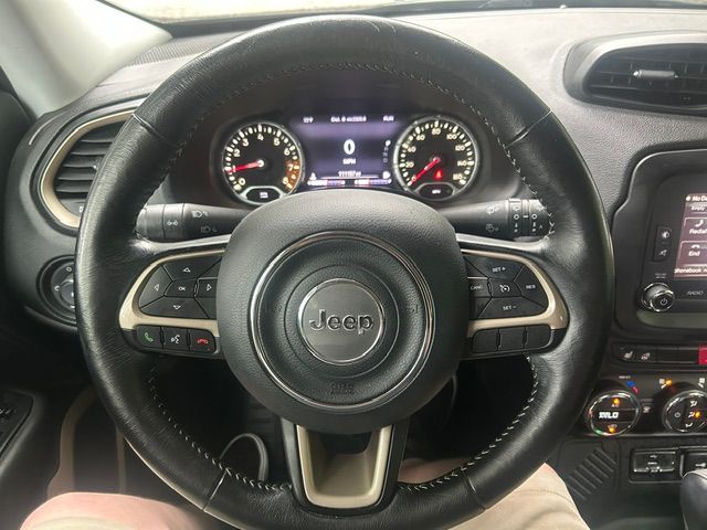 Used 2017 Jeep Renegade FWD Limited image 11