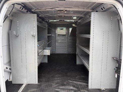 Used 2024 Chevrolet Express 2500 image 9