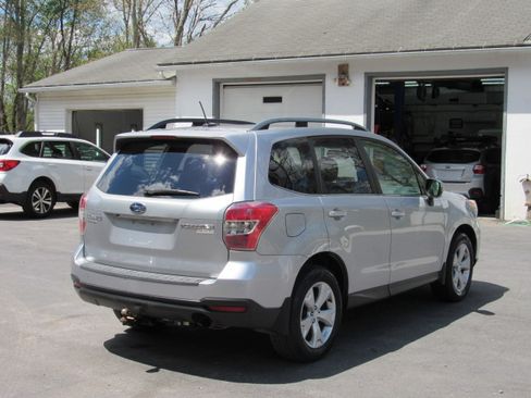 Used 2014 Subaru Forester 2.5i Touring AWD/4WD image 6