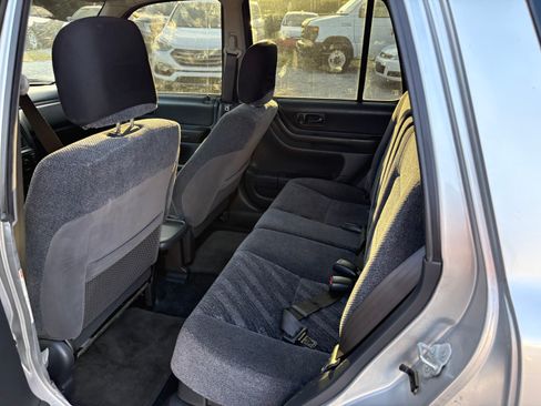 Used 2000 Honda CR-V LX image 7