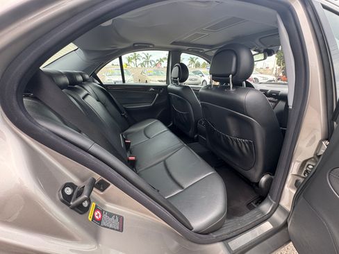 Used 2004 Mercedes-Benz C 240 Sedan image 18