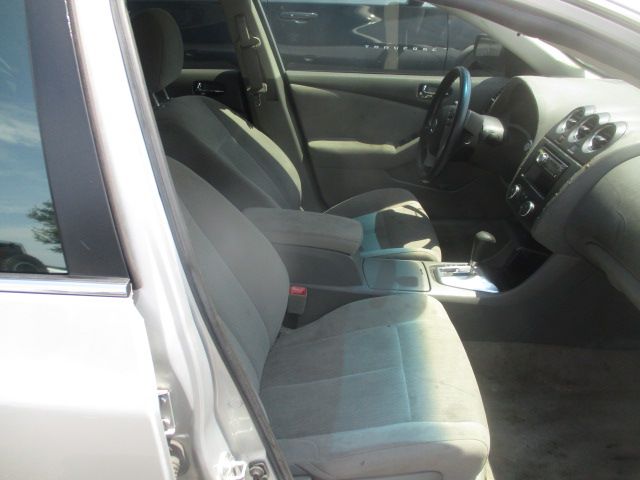 Used 2012 Nissan Altima Sedan FWD image 12