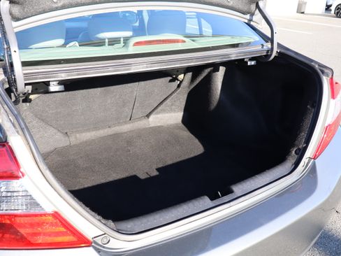 Used 2012 Honda Civic EX-L image 28