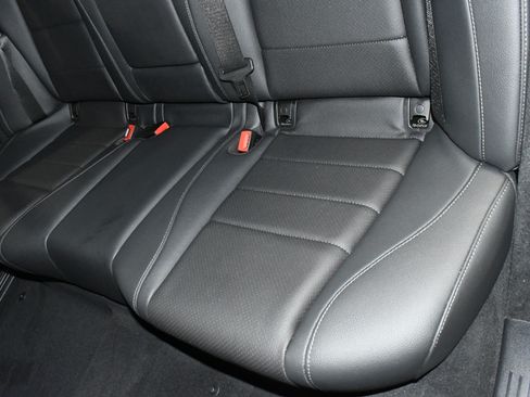 Used 2022 Mercedes-Benz GLE 350 image 24