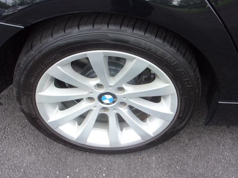Used 2011 BMW 328i xDrive Sedan AWD/4WD image 36