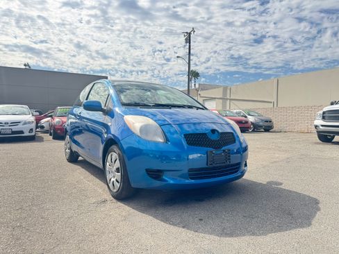 Used 2008 Toyota Yaris 2-Door Hatchback FWD image 12