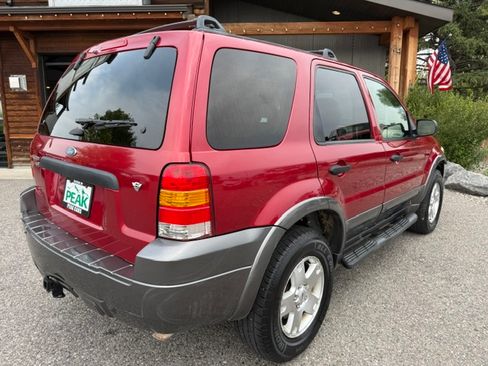 Used 2006 Ford Escape 4WD XLT image 5