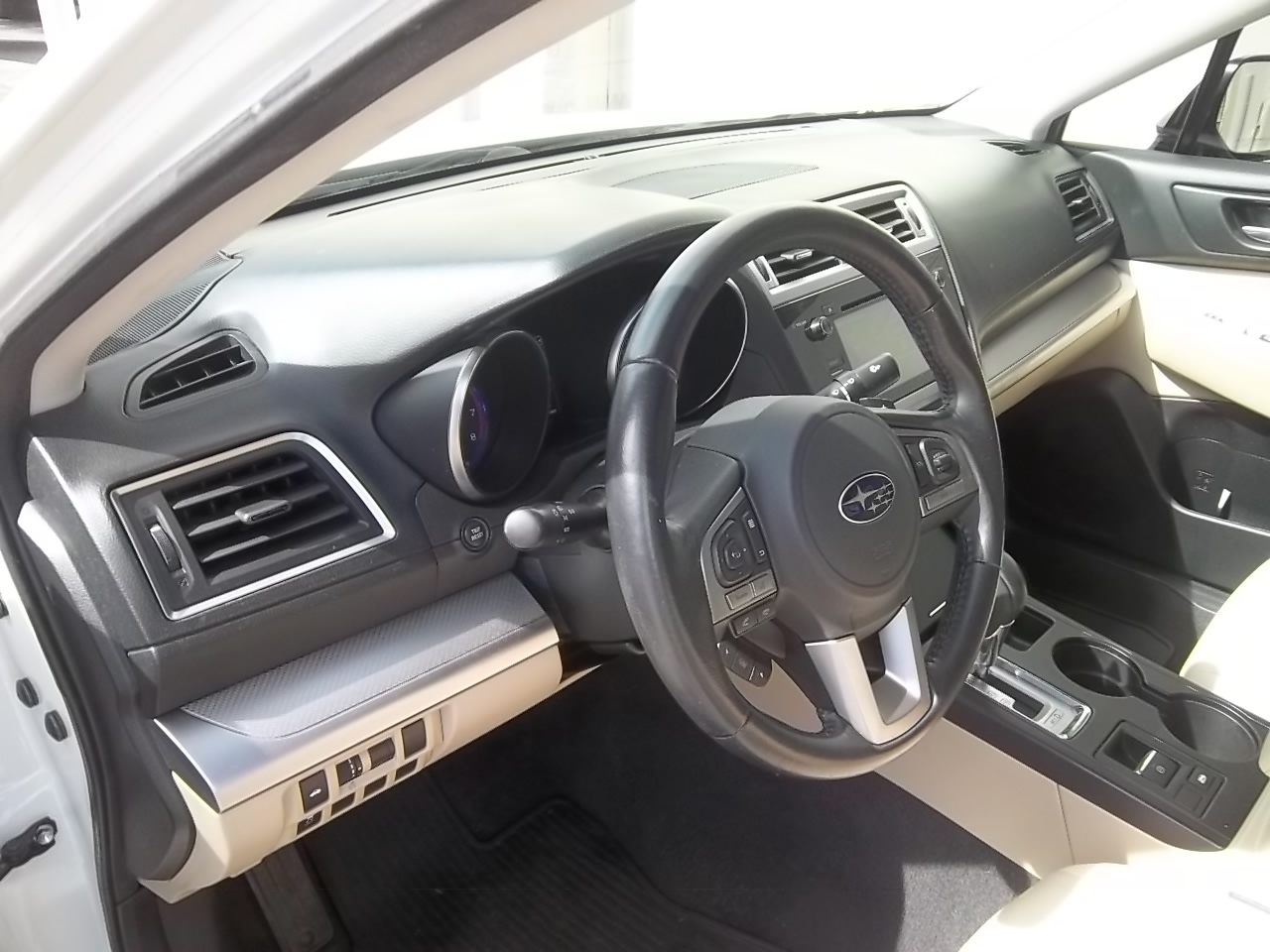 Used 2015 Subaru Legacy 2.5i Premium AWD/4WD image 21