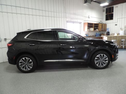 Used 2025 Buick Envision Preferred image 12