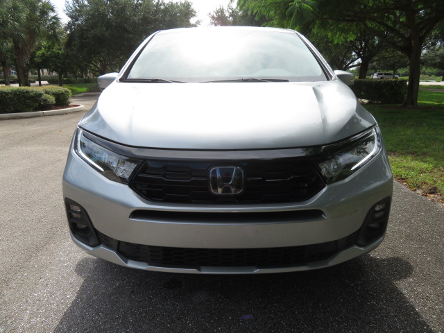 Used 2026 Honda Odyssey Touring image 9